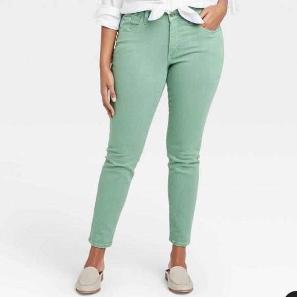 Universal Thread jeans - Picture 2 of 3